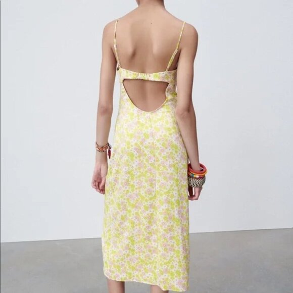 Zara Satin Effect Floral Open Back Midi Dress NWOT Size Small - Picture 4 of 9